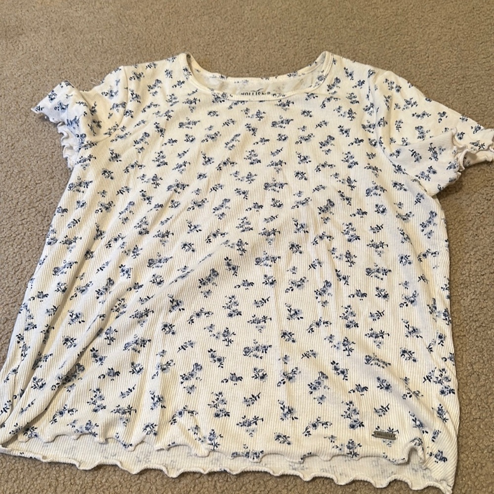 Floral blue, white, baby Tee, stretchy, comfortable, stylish